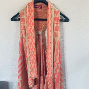 💕Say What? Fun women’s waterfall sweater vest